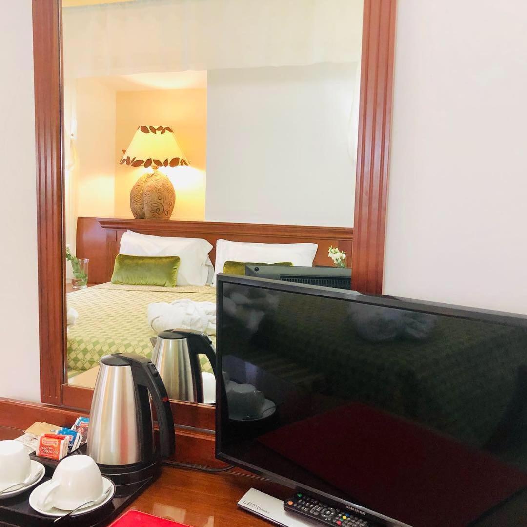 Hotel Astigiana & Appartamenti Varazze Luaran gambar