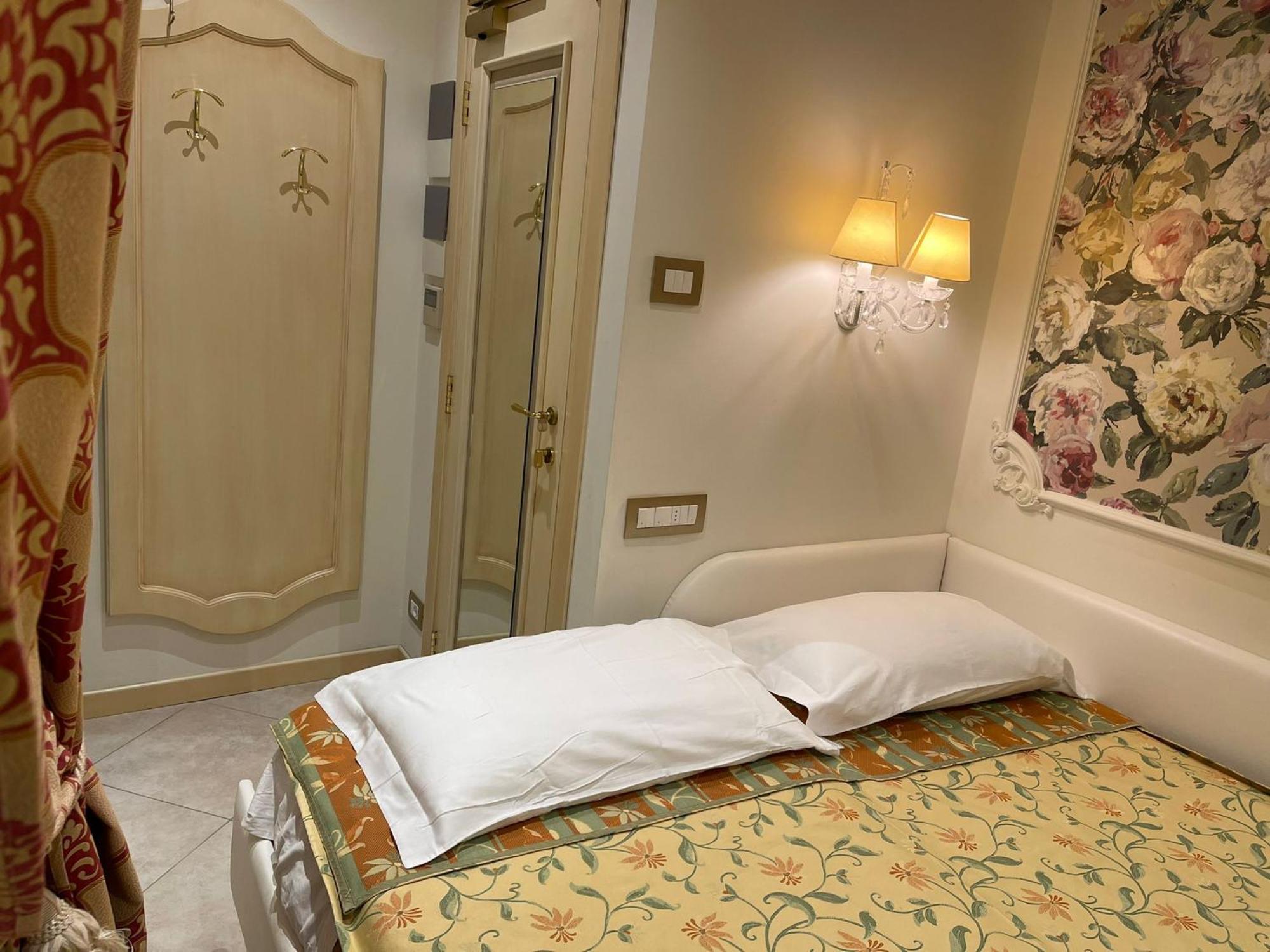 Hotel Astigiana & Appartamenti Varazze Luaran gambar