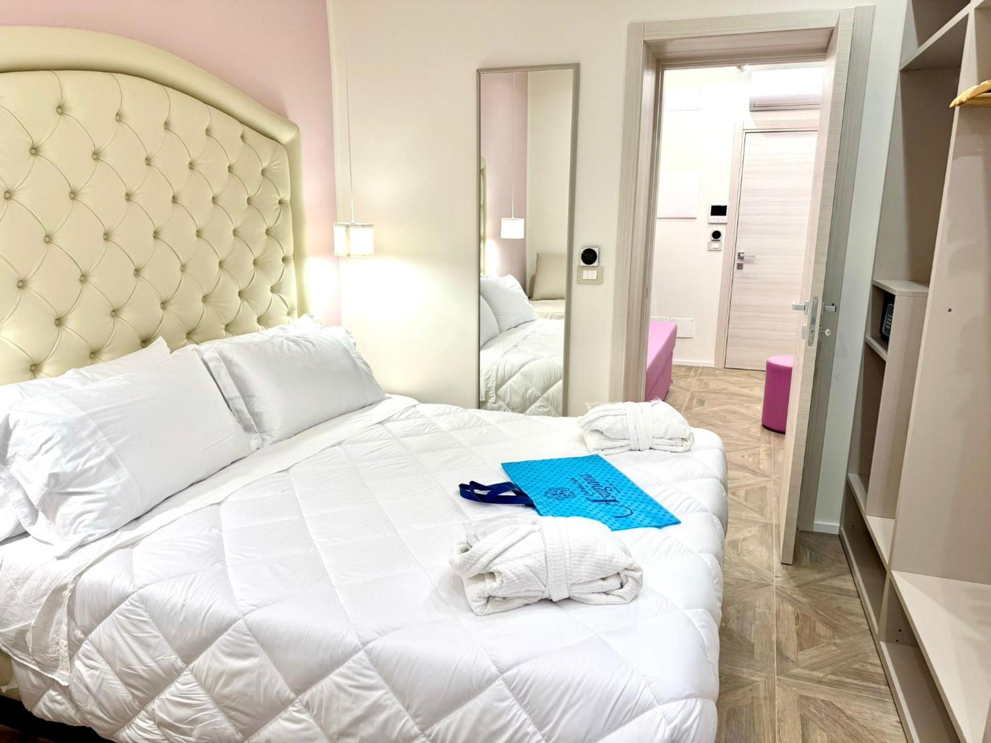 Hotel Astigiana & Appartamenti Varazze Luaran gambar