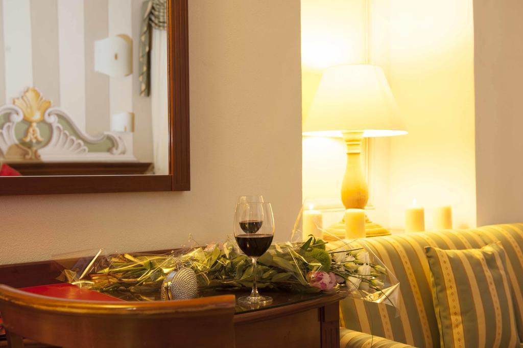 Hotel Astigiana & Appartamenti Varazze Luaran gambar